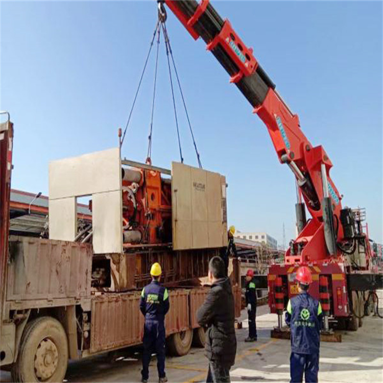 阜平县吊物与吊车的安全距离是多少