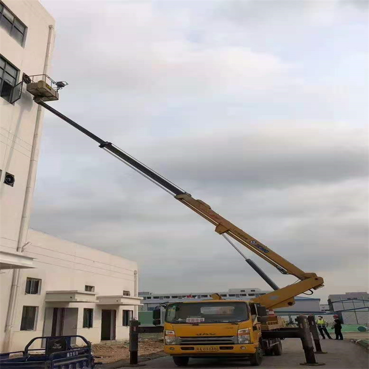 阜平县附近高空车出租|市政施工/设备安装专用|随叫随到|亿立达设备租赁